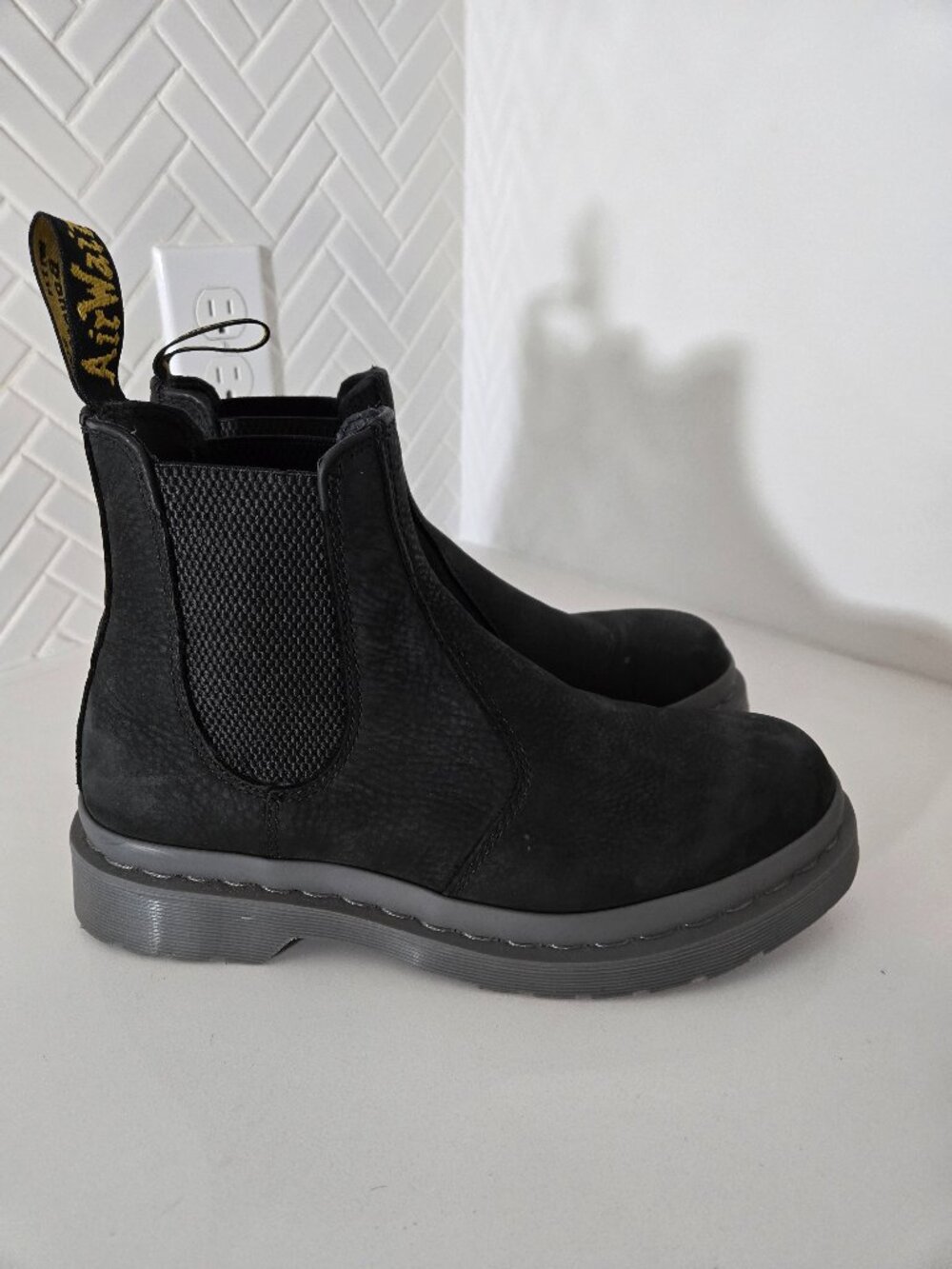Dr Martens 2976 Chelsea Boots Black Milled Nubuck Grey Sole UK7 US Mens 8